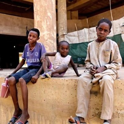 ONU alerta para recrutamento de crianças por ambos os lados no Sudão