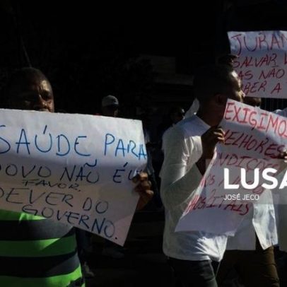 Profissionais de saúde moçambicanos mantêm greve e exigem propostas com prazos