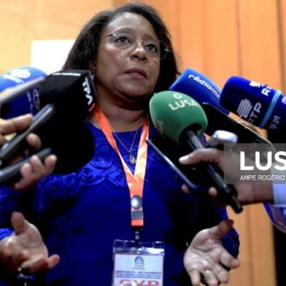 Papa e Angola: Governo pede atitude positiva e ambiente de paz