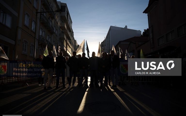 Estruturas sindicais das polícias marcam protesto nacional contra corte nas reformas