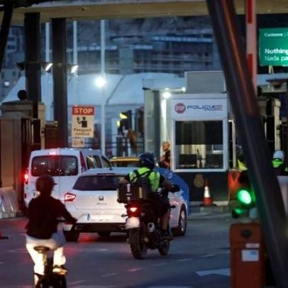 Gibraltar implementa sistema de alta segurança na fronteira até julho