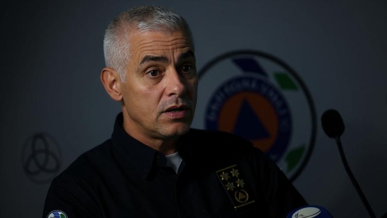 Ex-comandante da Proteção Civil nega ter conhecimento de negócios do fogo