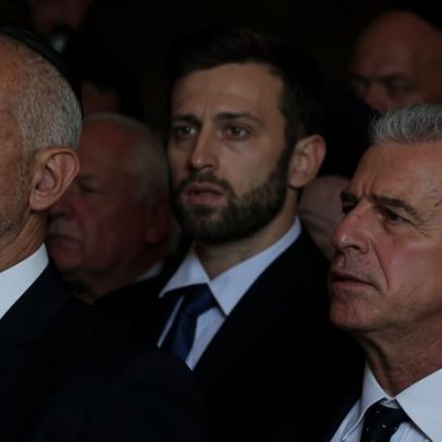 Líder da Mossad alerta: operação para mudar regime no Irão ainda não terminou