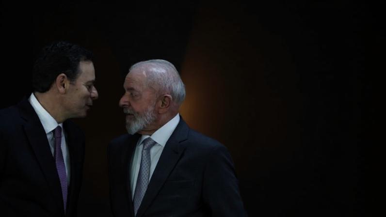 Imigração, xenofobia e aeronáutica na agenda de Lula com Seguro e Montenegro