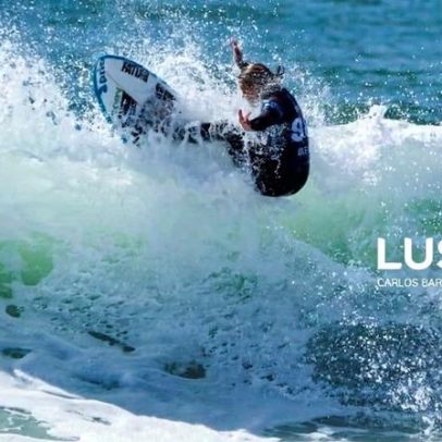 Yolanda Hopkins eliminada na estreia no circuito mundial de surf