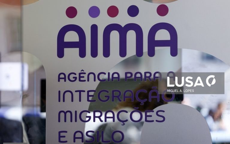 AIMA reconhece erro na recusa de renovação de residência de criança