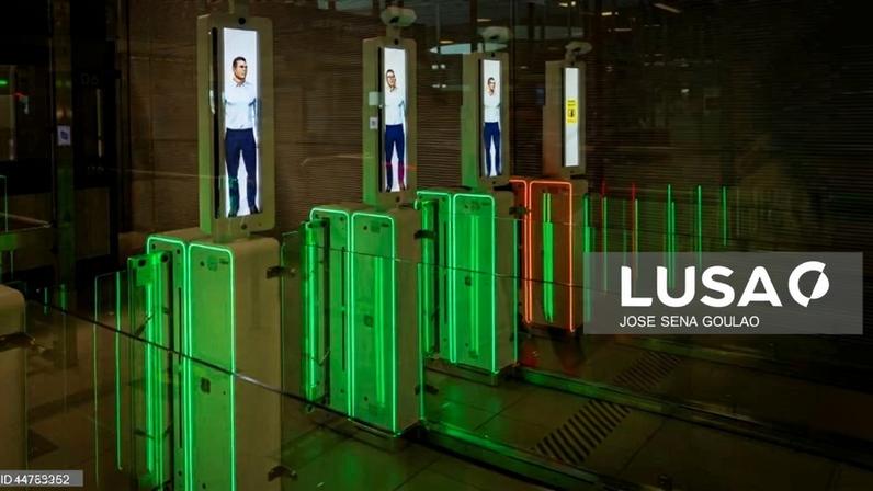Alargamento do controlo biométrico arranca sem sobressaltos nos aeroportos nacionais