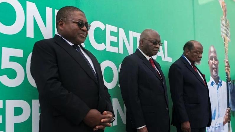 Governo de Moçambique diz que regalias de antigos PR visam conferir dignidade