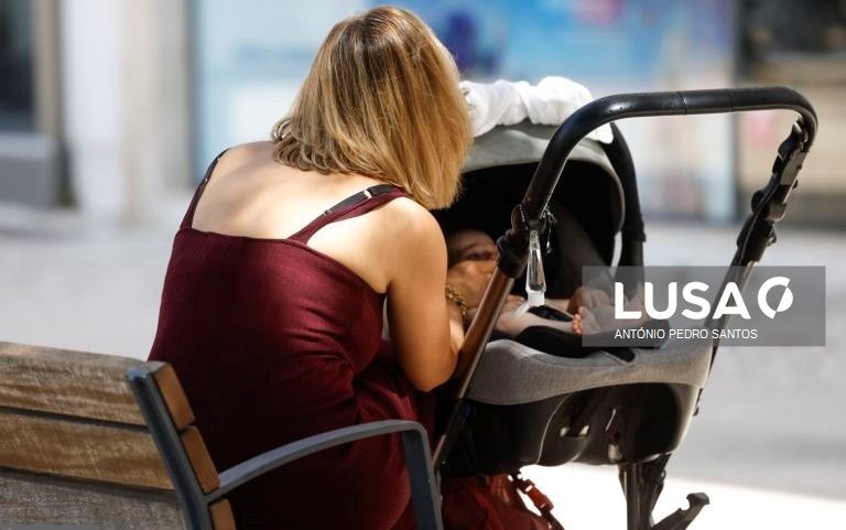 Nascimentos atingem no primeiro trimestre valor mais alto da última década - INSA