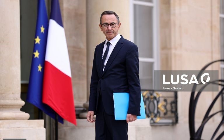 Bruno Retailleau propõe isolar Espanha da UE por imigração em massa