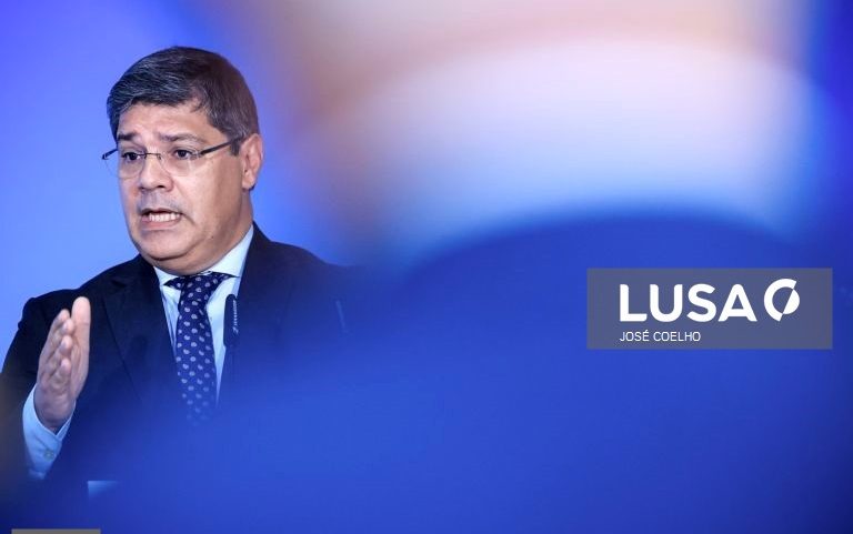 PS mantém esperança num acordo para nomes do Tribunal Constitucional