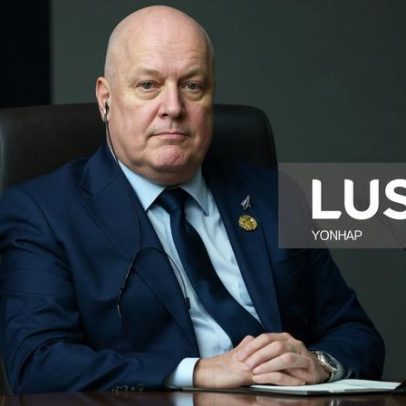 PM da Nova Zelândia vence votação de liderança no partido