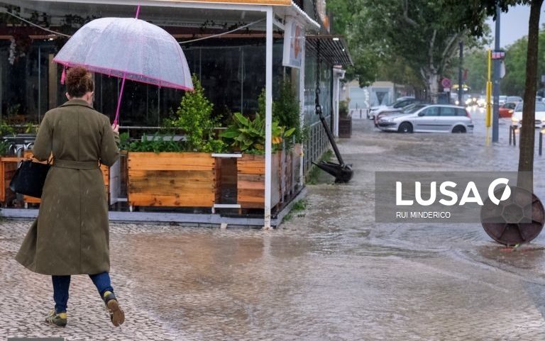Alentejo com aviso amarelo por chuva e vento neste sábado