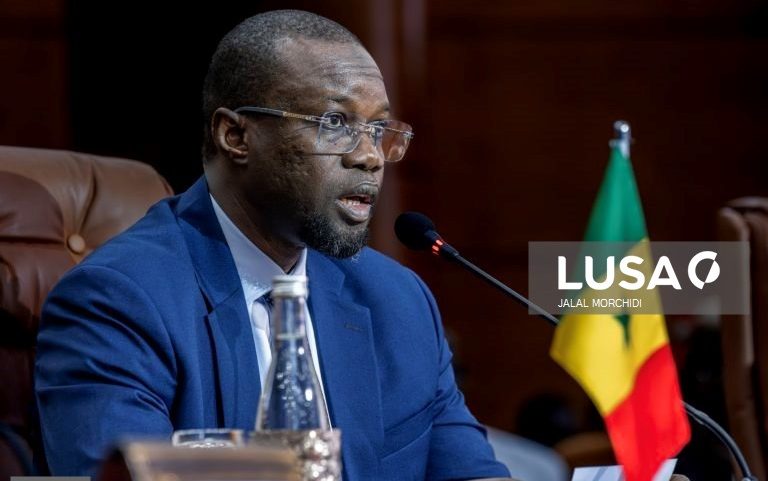 Senegal suspende viagens oficiais não essenciais devido ao preço do petróleo