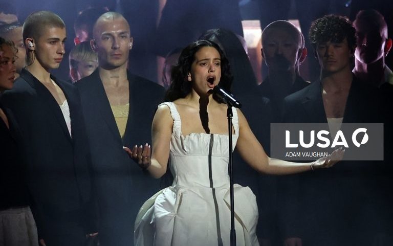 Rosalía inaugura em Lisboa a digressão portuguesa de Lux