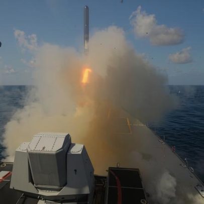 EUA capturam navio iraniano no Golfo de Omã