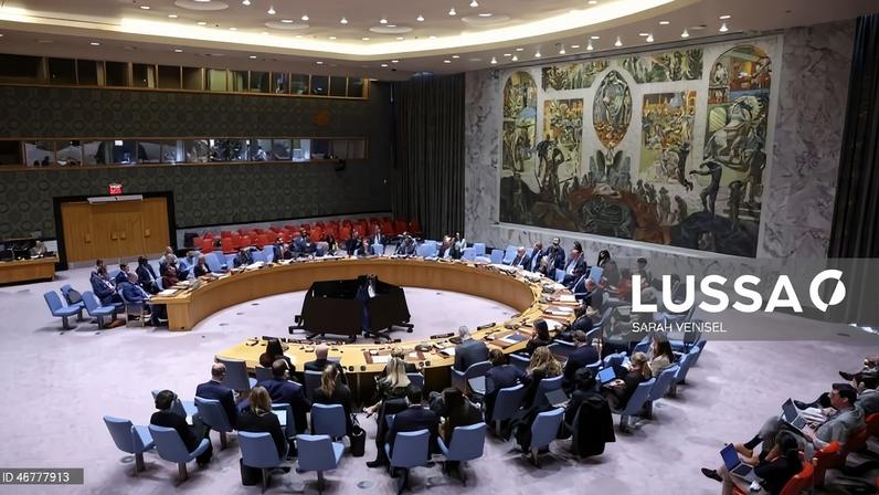 Estados do Golfo pedem à ONU luz verde para desobstruir o Estreito de Ormuz