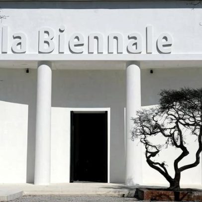 Júri da Bienal de Veneza demite-se por participação da Rússia