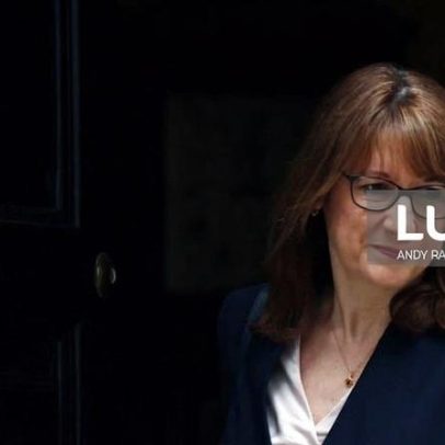 Ministra britânica chama de loucura guerra dos EUA contra o Irão