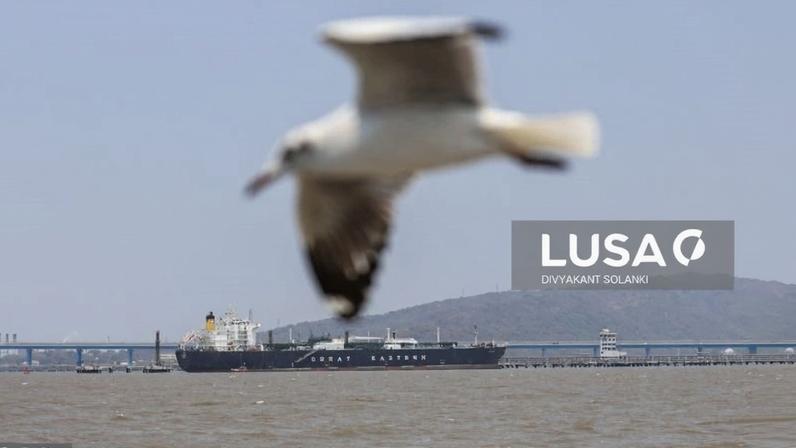 Planeadores militares discutem vias para viabilizar Estreito de Ormuz