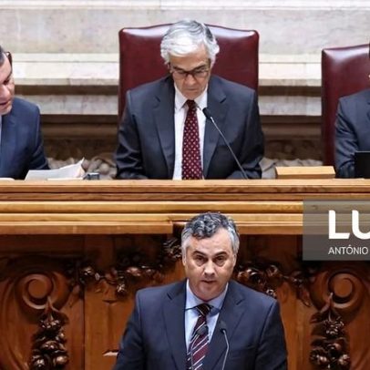 Ministro rebate críticas a Saramago, diz que opção também é militante do PCP