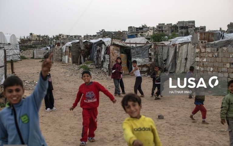 Médio Oriente: OMS envia 106 toneladas de ajuda humanitária para Gaza por via marítima