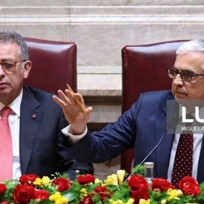 Constituição de 50 anos: texto não é intocável; revisão não é traição