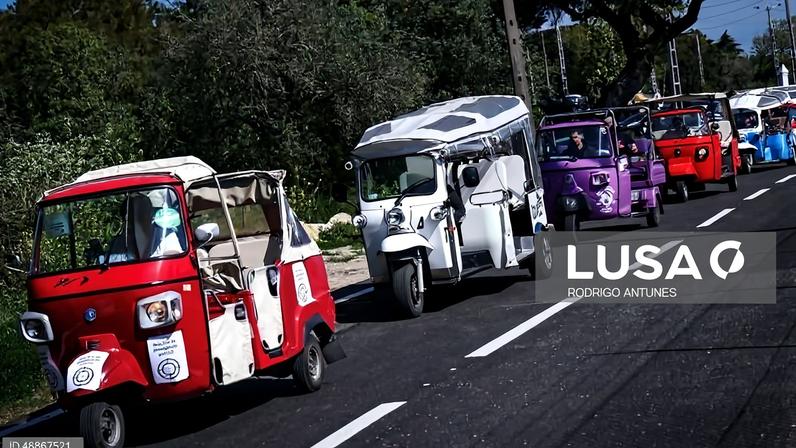 Condutores de animação turística protestam em Sintra contra novas regras de estacionamento