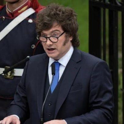 Milei anuncia recandidatura à presidência em 2027