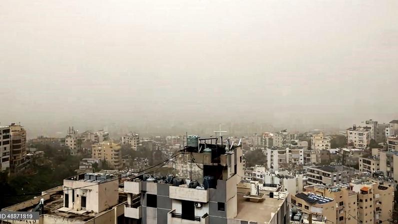 Subúrbios do sul de Beirute alvo de pelo menos dois bombardeamentos