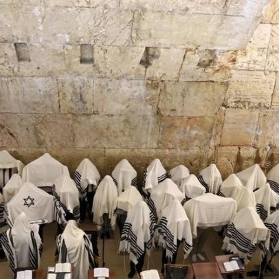 Tribunal de Israel amplia para 100 o número de fiéis no Muro das Lamentações