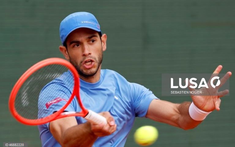 Tenista Nuno Borges qualifica-se para os quartos de final em Barcelona