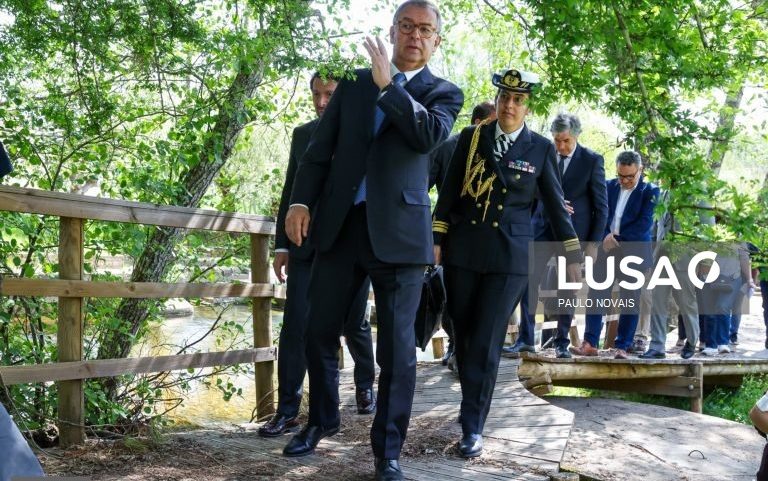 Seguro diz que um dos seus deveres é chamar a atenção para atrasos nos apoios
