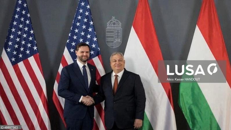 JD Vance acusa burocratas de Bruxelas de prejudicarem Hungria por odiarem Orbán