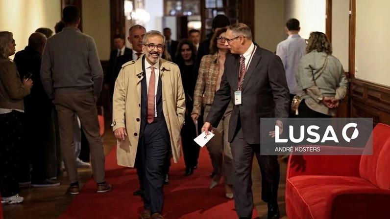 Governo tem razões para acreditar que uso da Base das Lajes está a ser respeitado – Rangel