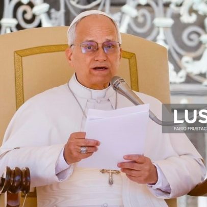 Papa saúda cessar-fogo e solicita retorno às negociações de paz