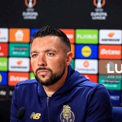 Farioli não admite favoritismo frente ao Nottingham Forest de Vítor Pereira