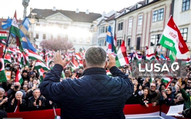 Orbán acusa opositores de conspirarem para o desalojar do poder na Hungria