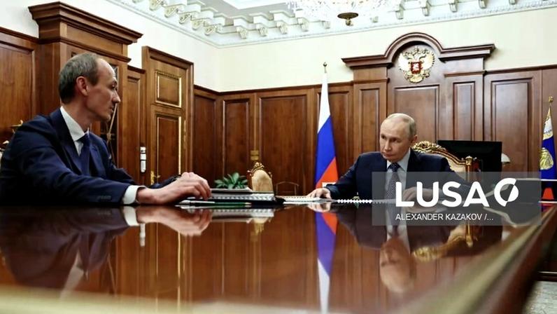 Presidente russo anuncia cessar-fogo de 32 horas durante Páscoa Ortodoxa