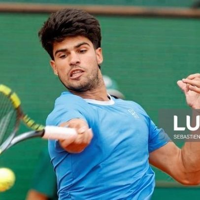 Alcaraz atinge a 300.ª vitória e avança às meias de Monte Carlo