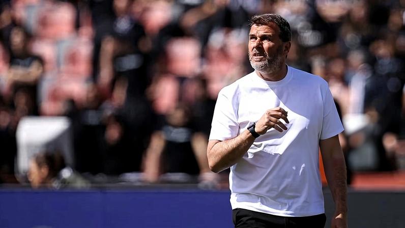 Treinador do AVS destaca crescimento da equipa apesar de descida iminente