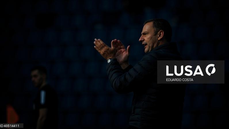 Treinador do Rio Ave espera jogo exigente em Guimarães