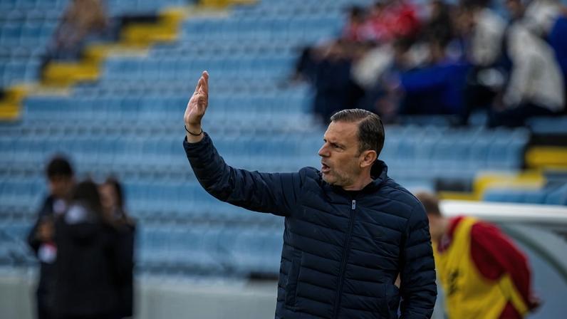 Sotiris Silaidopoulos quer melhorar a prestação do Rio Ave já frente ao AVS