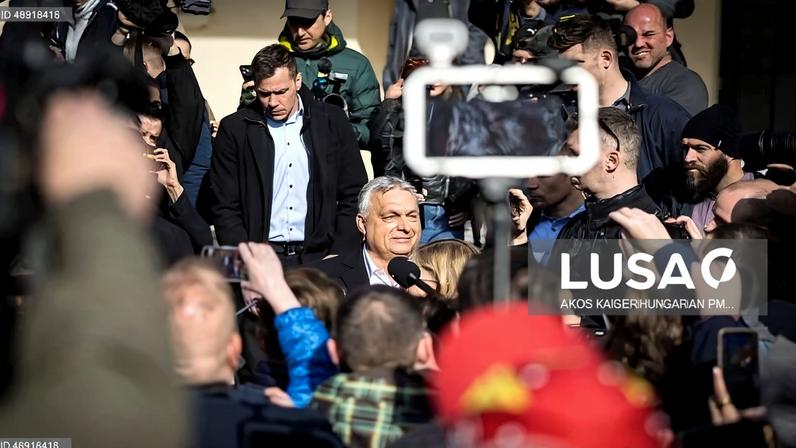 Orbán reconhece derrota nas legislativas e parabeniza Péter Magyar