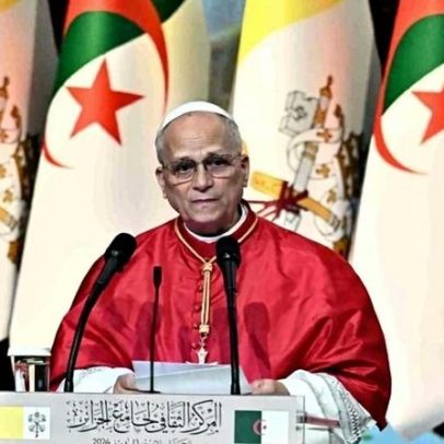 Papa alerta na Argélia: Mediterrâneo e Saara não devem tornar-se cemitérios