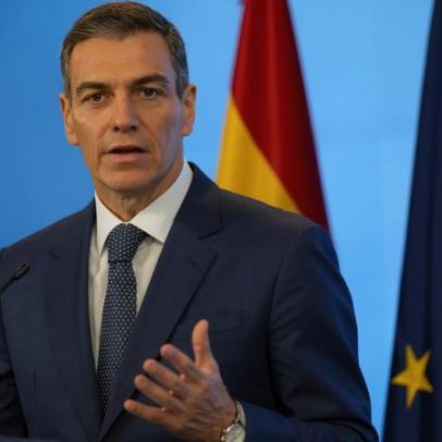 Espanha inicia processo para regularizar meio milhão de imigrantes