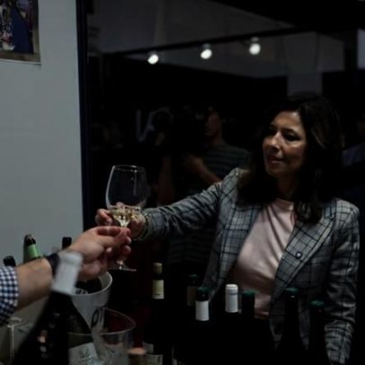 IL pede ao executivo o mesmo esforço na governação que dedica à propaganda