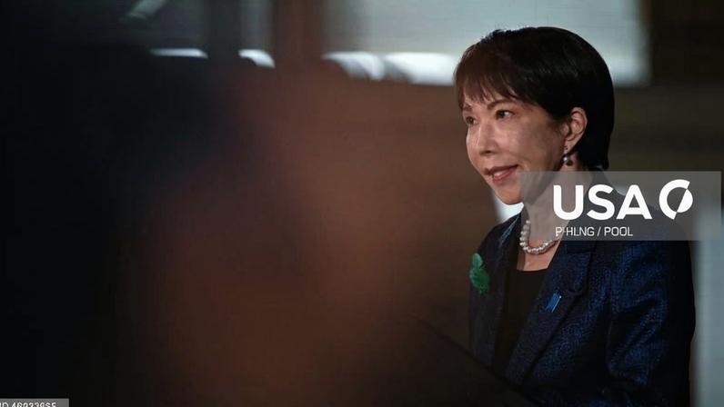 Primeira-ministra do Japão envia oferenda a santuário símbolo do militarismo