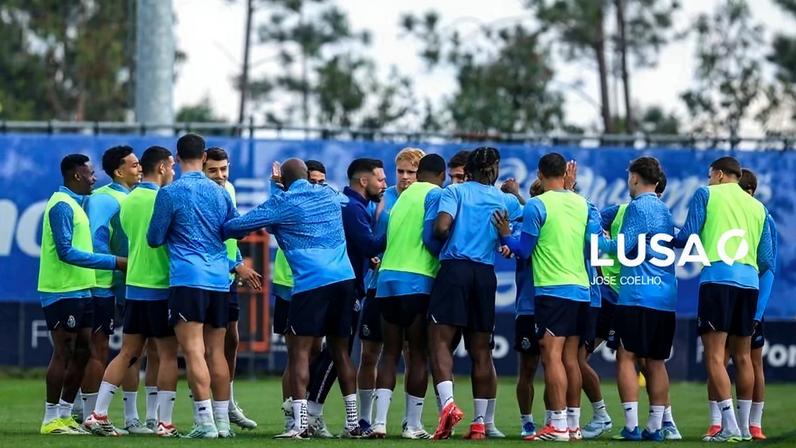 Farioli quer escrever uma página na história do FC Porto na Inglaterra