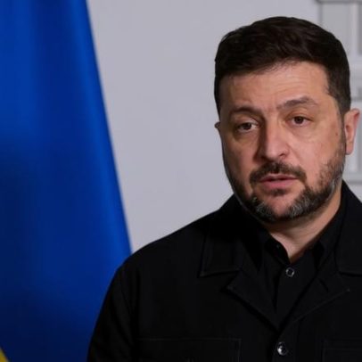 Zelensky critica prolongação da suspensão das sanções ao petróleo russo